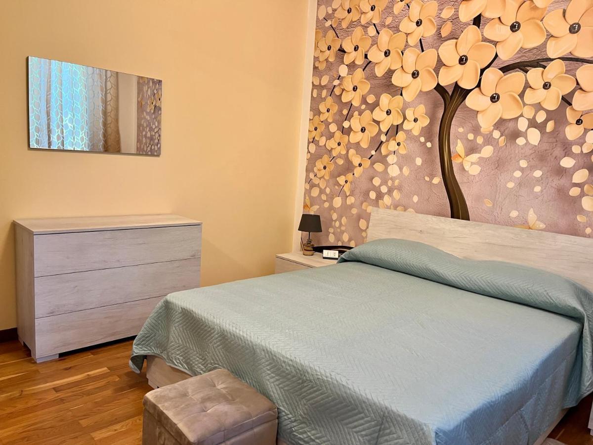 Lukas Home Con Il Cuore Appartamento 3 Camere Al Piano Terra E Appartamento 1 Camera In Taverna Merone Exterior photo