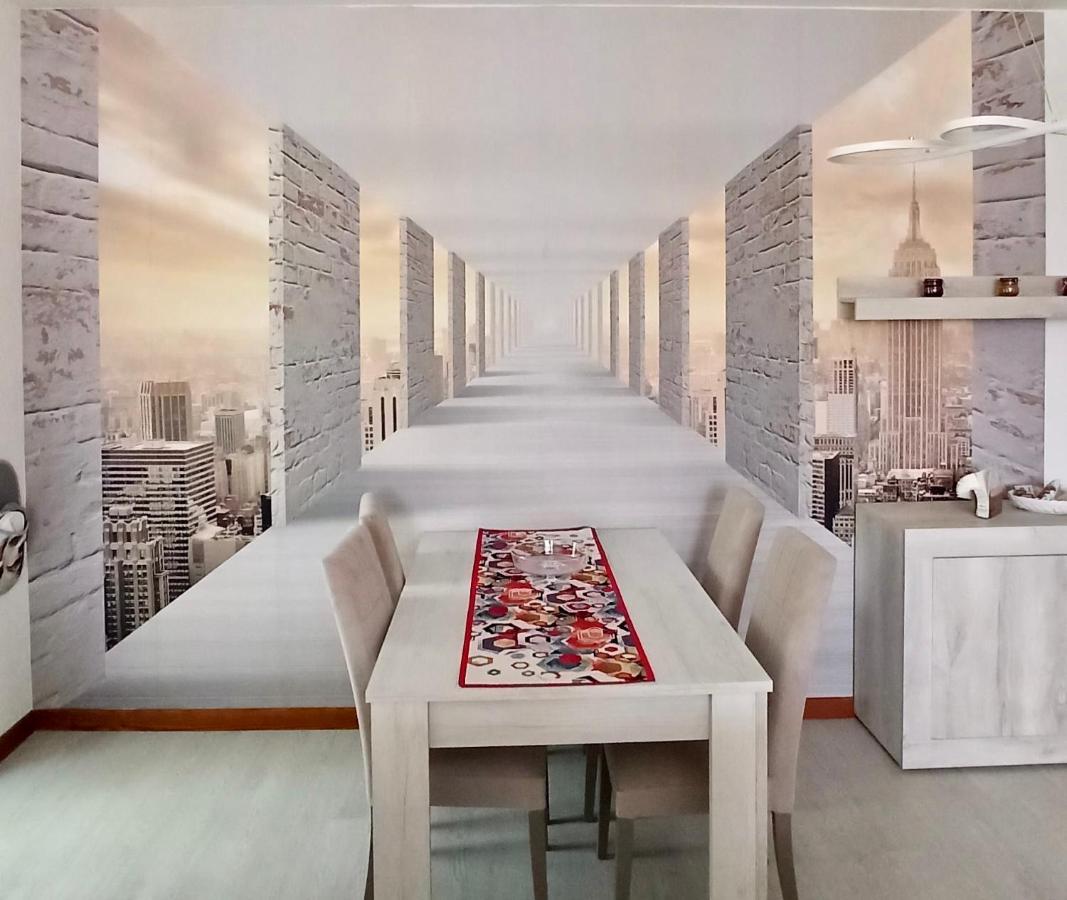 Lukas Home Con Il Cuore Appartamento 3 Camere Al Piano Terra E Appartamento 1 Camera In Taverna Merone Exterior photo